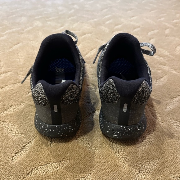 Nike LunarEpic Low Flyknit 2 Sneakers - Picture 4 of 5